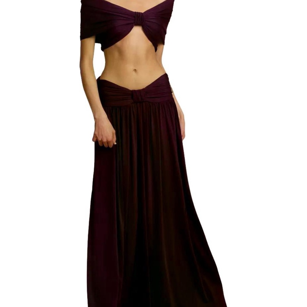 Elegant Burgundy Off-Shoulder Skirt top SET like cult Gaia arcina ori - Picture 3 of 5